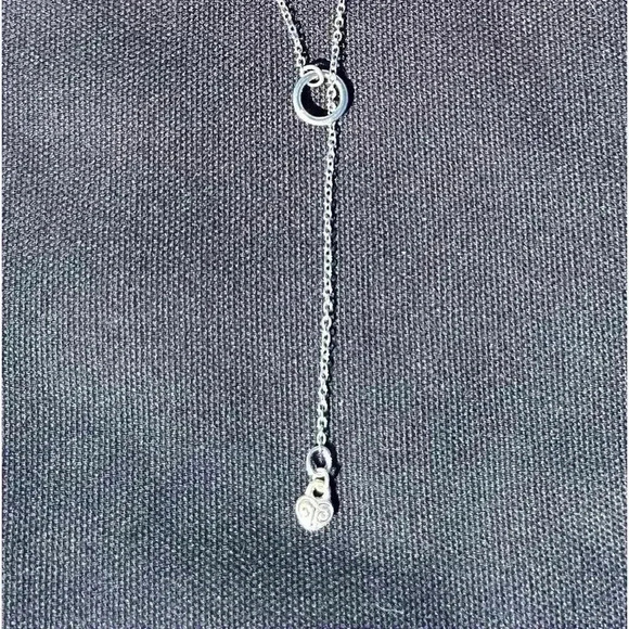 Dainty, sexy, silver heart on chain, pendant in front or back - Picture 1 of 5